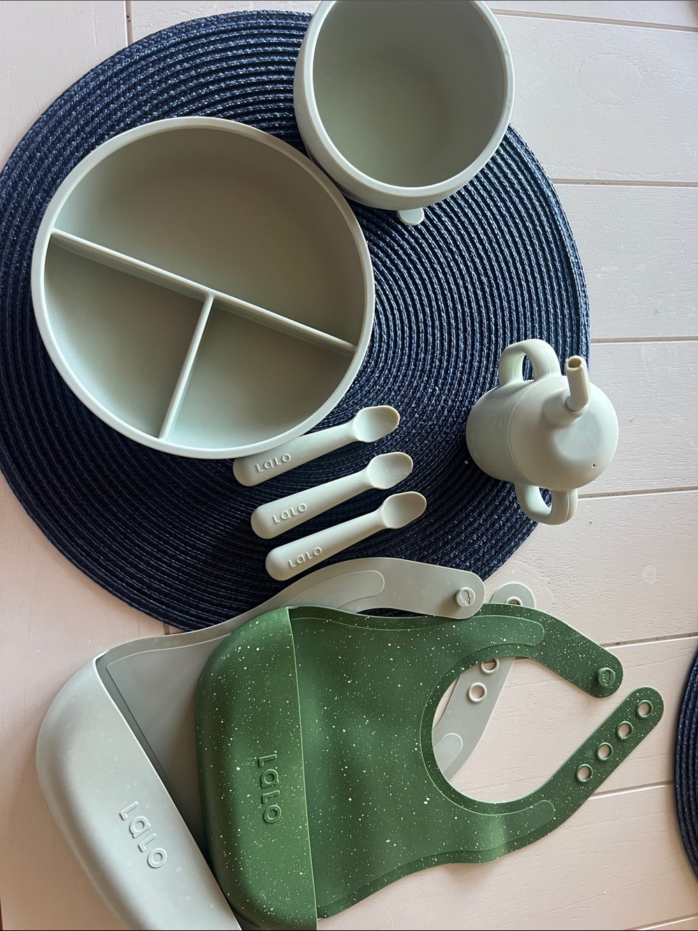 LALO Green Silicone Bib & Feeding Set - Green